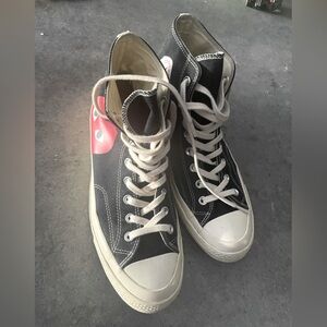 COMME DES GARÇONS PLAY
x Converse 70s Hi-Top Canvas Trainers